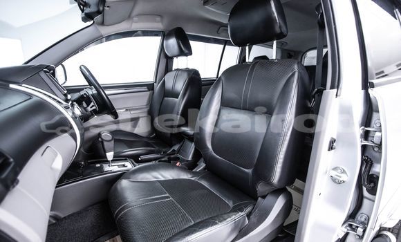 Buy Used Mitsubishi Pajero Other Car in Bangkok in Bangkok Buy Used Mitsubishi Pajero Other Car in Bangkok in Bangkok