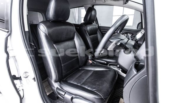 ซื้อ รถมือสอง Honda Jazz ขาว รถยนต์ ใน %{เมือง} ใน กรุงเทพมหานคร ซื้อ รถมือสอง Honda Jazz ขาว รถยนต์ ใน %{เมือง} ใน กรุงเทพมหานคร