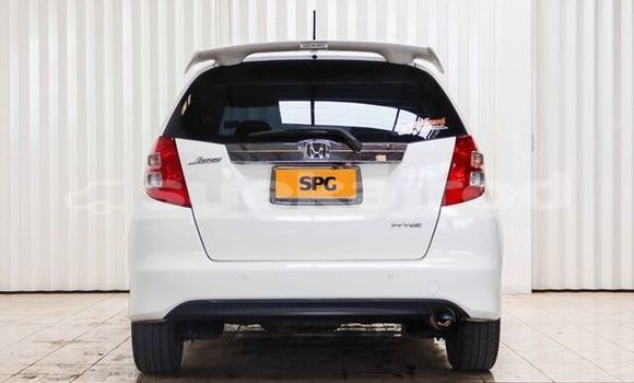 Buy Used Honda Jazz White Car in Bangkok in Bangkok Buy Used Honda Jazz White Car in Bangkok in Bangkok