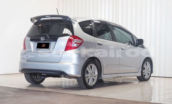Buy Used Honda Jazz Silver Car in Bangkok in Bangkok Buy Used Honda Jazz Silver Car in Bangkok in Bangkok