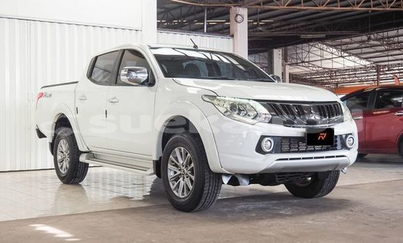 Buy Used Mitsubishi Triton White Car in Bangkok in Bangkok Buy Used Mitsubishi Triton White Car in Bangkok in Bangkok