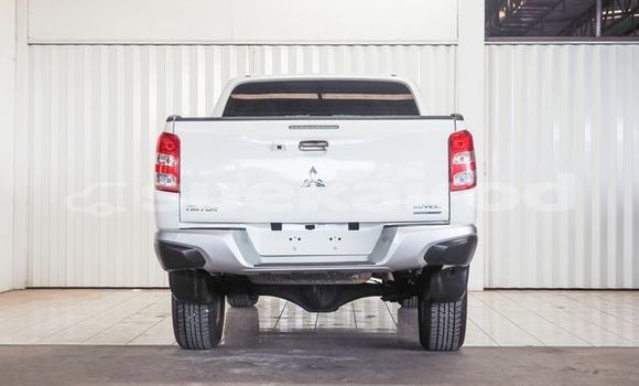 Buy Used Mitsubishi Triton White Car in Bangkok in Bangkok Buy Used Mitsubishi Triton White Car in Bangkok in Bangkok