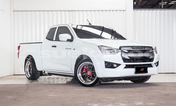 Buy Used Isuzu D-Max White Car in Bangkok in Bangkok