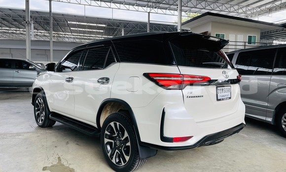 Buy Used Toyota Fortuner White Car in Bangkok in Bangkok Buy Used Toyota Fortuner White Car in Bangkok in Bangkok