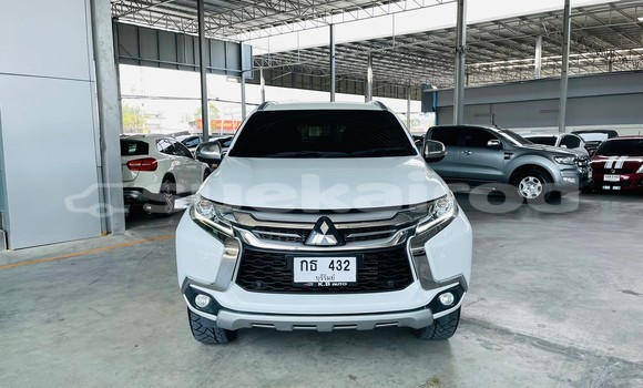 ซื้อ รถมือสอง Mitsubishi Pajero Sport ขาว รถยนต์ ใน %{เมือง} ใน กรุงเทพมหานคร ซื้อ รถมือสอง Mitsubishi Pajero Sport ขาว รถยนต์ ใน %{เมือง} ใน กรุงเทพมหานคร