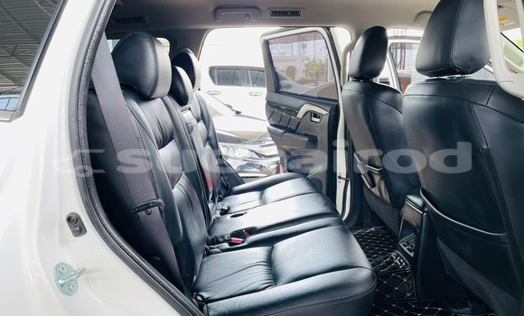 ซื้อ รถมือสอง Mitsubishi Pajero Sport ขาว รถยนต์ ใน %{เมือง} ใน กรุงเทพมหานคร ซื้อ รถมือสอง Mitsubishi Pajero Sport ขาว รถยนต์ ใน %{เมือง} ใน กรุงเทพมหานคร