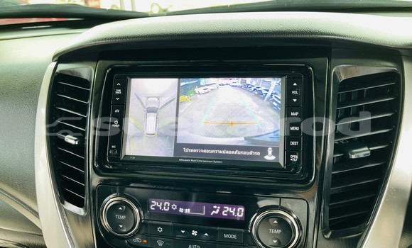 ซื้อ รถมือสอง Mitsubishi Pajero Sport ขาว รถยนต์ ใน %{เมือง} ใน กรุงเทพมหานคร ซื้อ รถมือสอง Mitsubishi Pajero Sport ขาว รถยนต์ ใน %{เมือง} ใน กรุงเทพมหานคร