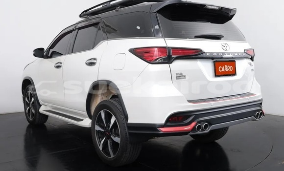 ซื้อ รถมือสอง Toyota Fortuner ขาว รถยนต์ ใน %{เมือง} ใน กรุงเทพมหานคร ซื้อ รถมือสอง Toyota Fortuner ขาว รถยนต์ ใน %{เมือง} ใน กรุงเทพมหานคร