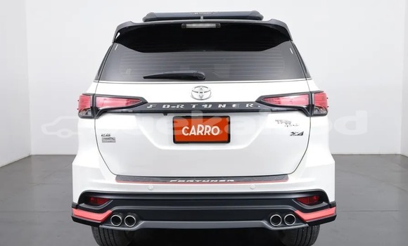 ซื้อ รถมือสอง Toyota Fortuner ขาว รถยนต์ ใน %{เมือง} ใน กรุงเทพมหานคร ซื้อ รถมือสอง Toyota Fortuner ขาว รถยนต์ ใน %{เมือง} ใน กรุงเทพมหานคร