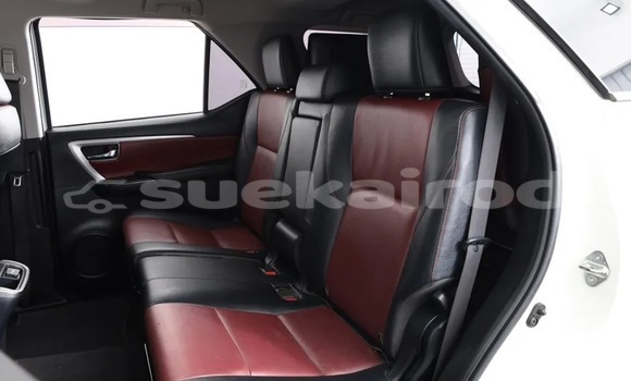 ซื้อ รถมือสอง Toyota Fortuner ขาว รถยนต์ ใน %{เมือง} ใน กรุงเทพมหานคร ซื้อ รถมือสอง Toyota Fortuner ขาว รถยนต์ ใน %{เมือง} ใน กรุงเทพมหานคร