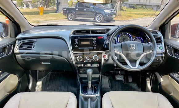 ซื้อ รถมือสอง Honda City สีแดง รถยนต์ ใน %{เมือง} ใน กรุงเทพมหานคร ซื้อ รถมือสอง Honda City สีแดง รถยนต์ ใน %{เมือง} ใน กรุงเทพมหานคร