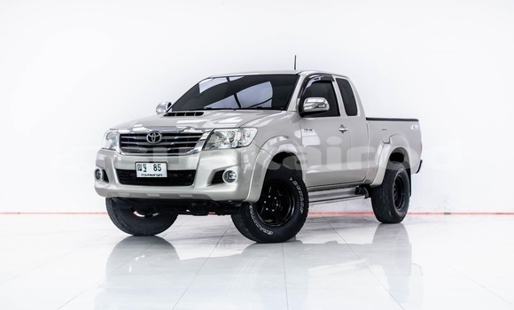 ซื้อ รถมือสอง Toyota Hiluxe VIGO อื่น ๆ รถยนต์ ใน %{เมือง} ใน กรุงเทพมหานคร