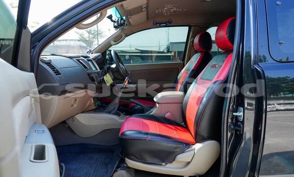 ซื้อ รถมือสอง Toyota Hiluxe VIGO สีดำ รถยนต์ ใน %{เมือง} ใน กรุงเทพมหานคร ซื้อ รถมือสอง Toyota Hiluxe VIGO สีดำ รถยนต์ ใน %{เมือง} ใน กรุงเทพมหานคร