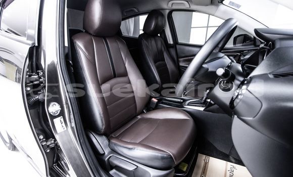 ซื้อ รถมือสอง Mazda 2 สีน้ำตาล รถยนต์ ใน %{เมือง} ใน กรุงเทพมหานคร ซื้อ รถมือสอง Mazda 2 สีน้ำตาล รถยนต์ ใน %{เมือง} ใน กรุงเทพมหานคร