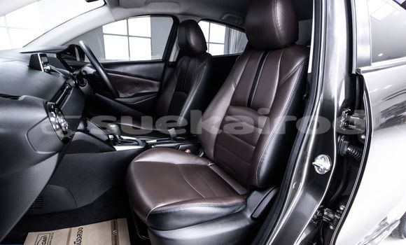 ซื้อ รถมือสอง Mazda 2 สีน้ำตาล รถยนต์ ใน %{เมือง} ใน กรุงเทพมหานคร ซื้อ รถมือสอง Mazda 2 สีน้ำตาล รถยนต์ ใน %{เมือง} ใน กรุงเทพมหานคร