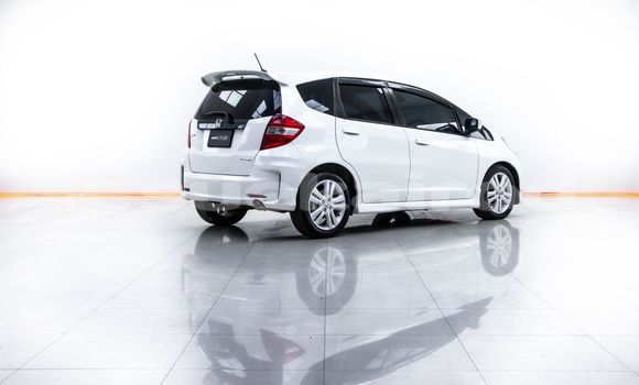 ซื้อ รถมือสอง Honda Jazz ขาว รถยนต์ ใน %{เมือง} ใน กรุงเทพมหานคร ซื้อ รถมือสอง Honda Jazz ขาว รถยนต์ ใน %{เมือง} ใน กรุงเทพมหานคร