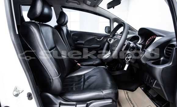 ซื้อ รถมือสอง Honda Jazz ขาว รถยนต์ ใน %{เมือง} ใน กรุงเทพมหานคร ซื้อ รถมือสอง Honda Jazz ขาว รถยนต์ ใน %{เมือง} ใน กรุงเทพมหานคร