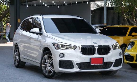 ซื้อ รถมือสอง BMW X1 ขาว รถยนต์ ใน %{เมือง} ใน กรุงเทพมหานคร