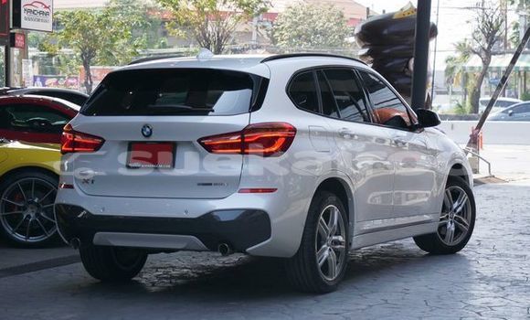 Buy Used BMW X1 White Car in Bangkok in Bangkok Buy Used BMW X1 White Car in Bangkok in Bangkok
