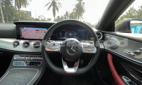 Buy Used Mercedes-Benz E200 White Car in Bangkok in Bangkok Buy Used Mercedes-Benz E200 White Car in Bangkok in Bangkok