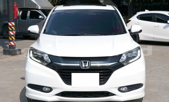 ซื้อ รถมือสอง Honda HR-V ขาว รถยนต์ ใน %{เมือง} ใน กรุงเทพมหานคร ซื้อ รถมือสอง Honda HR-V ขาว รถยนต์ ใน %{เมือง} ใน กรุงเทพมหานคร