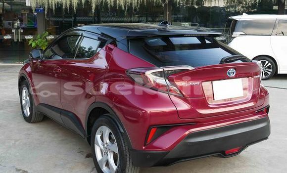 ซื้อ รถมือสอง Toyota C-HR สีแดง รถยนต์ ใน %{เมือง} ใน กรุงเทพมหานคร ซื้อ รถมือสอง Toyota C-HR สีแดง รถยนต์ ใน %{เมือง} ใน กรุงเทพมหานคร