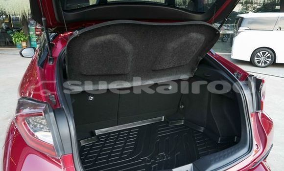 ซื้อ รถมือสอง Toyota C-HR สีแดง รถยนต์ ใน %{เมือง} ใน กรุงเทพมหานคร ซื้อ รถมือสอง Toyota C-HR สีแดง รถยนต์ ใน %{เมือง} ใน กรุงเทพมหานคร