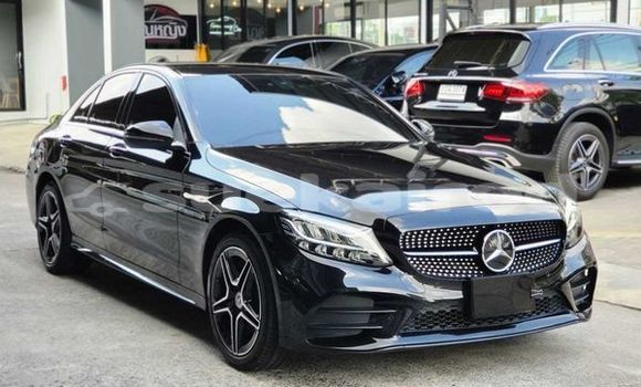ซื้อ รถมือสอง Mercedes-Benz C-Classe สีดำ รถยนต์ ใน %{เมือง} ใน กรุงเทพมหานคร