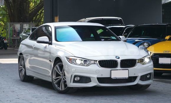 ซื้อ รถมือสอง BMW 4-Series ขาว รถยนต์ ใน %{เมือง} ใน กรุงเทพมหานคร