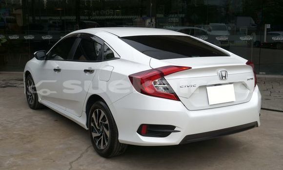 ซื้อ รถมือสอง Honda Civic ขาว รถยนต์ ใน %{เมือง} ใน กรุงเทพมหานคร ซื้อ รถมือสอง Honda Civic ขาว รถยนต์ ใน %{เมือง} ใน กรุงเทพมหานคร