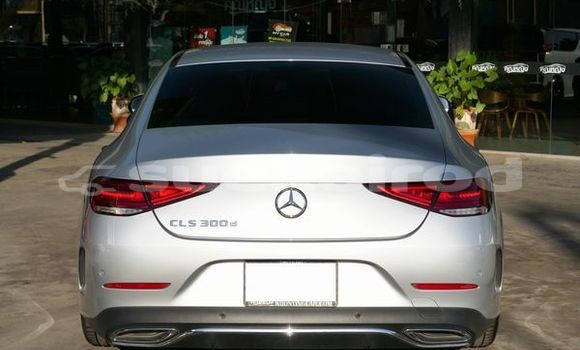 ซื้อ รถมือสอง Mercedes-Benz CLS-klasse เงิน รถยนต์ ใน %{เมือง} ใน กรุงเทพมหานคร ซื้อ รถมือสอง Mercedes-Benz CLS-klasse เงิน รถยนต์ ใน %{เมือง} ใน กรุงเทพมหานคร
