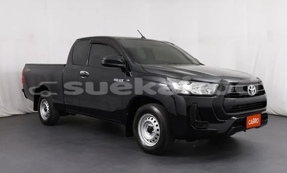ซื้อ รถมือสอง Toyota Hiluxe Revo สีดำ รถยนต์ ใน %{เมือง} ใน กรุงเทพมหานคร