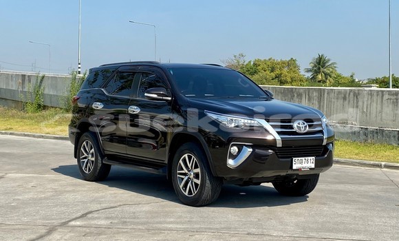 Buy Used Toyota Fortuner Brown Car in Bangkok in Bangkok Buy Used Toyota Fortuner Brown Car in Bangkok in Bangkok