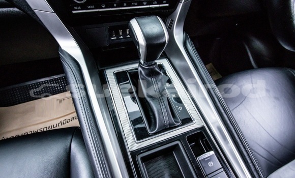 Buy Used Mitsubishi Pajero Sport White Car in Bangkok in Bangkok Buy Used Mitsubishi Pajero Sport White Car in Bangkok in Bangkok