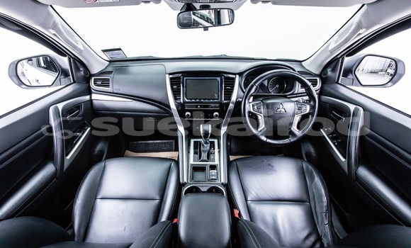 Buy Used Mitsubishi Pajero Sport White Car in Bangkok in Bangkok Buy Used Mitsubishi Pajero Sport White Car in Bangkok in Bangkok