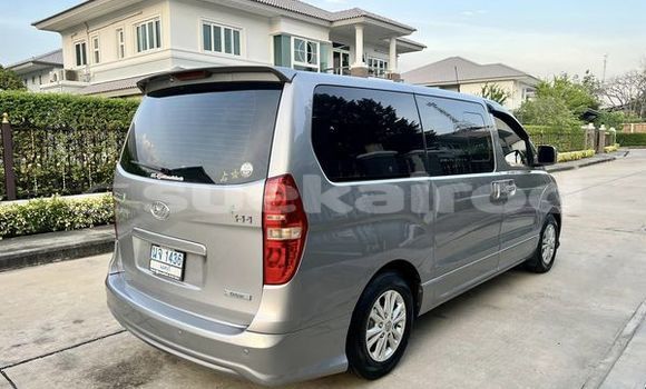 ซื้อ รถมือสอง Hyundai H1 เงิน รถยนต์ ใน %{เมือง} ใน กรุงเทพมหานคร ซื้อ รถมือสอง Hyundai H1 เงิน รถยนต์ ใน %{เมือง} ใน กรุงเทพมหานคร