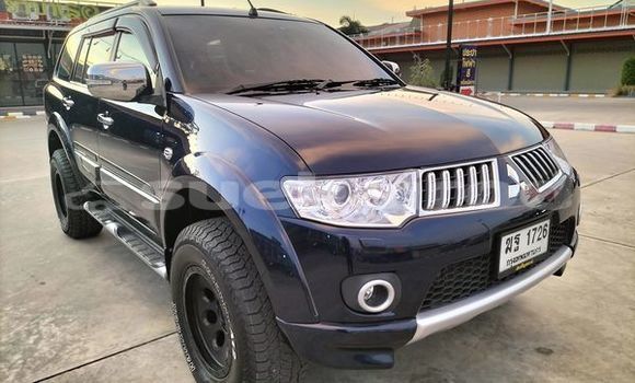 ซื้อ รถมือสอง Mitsubishi Pajero สีดำ รถยนต์ ใน %{เมือง} ใน กรุงเทพมหานคร ซื้อ รถมือสอง Mitsubishi Pajero สีดำ รถยนต์ ใน %{เมือง} ใน กรุงเทพมหานคร