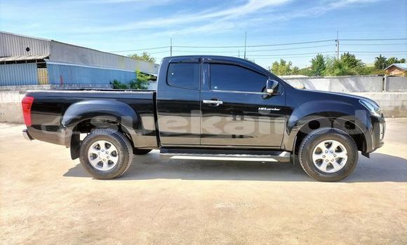 ซื้อ รถมือสอง Isuzu D-Max สีดำ รถยนต์ ใน %{เมือง} ใน กรุงเทพมหานคร ซื้อ รถมือสอง Isuzu D-Max สีดำ รถยนต์ ใน %{เมือง} ใน กรุงเทพมหานคร