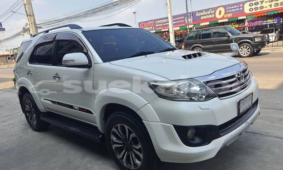 ซื้อ รถมือสอง Toyota Fortuner ขาว รถยนต์ ใน %{เมือง} ใน กรุงเทพมหานคร ซื้อ รถมือสอง Toyota Fortuner ขาว รถยนต์ ใน %{เมือง} ใน กรุงเทพมหานคร
