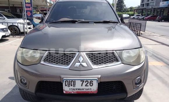 ซื้อ รถมือสอง Mitsubishi Triton สีน้ำตาล รถยนต์ ใน %{เมือง} ใน กรุงเทพมหานคร ซื้อ รถมือสอง Mitsubishi Triton สีน้ำตาล รถยนต์ ใน %{เมือง} ใน กรุงเทพมหานคร