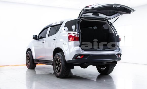 ซื้อ รถมือสอง Isuzu MU-X อื่น ๆ รถยนต์ ใน %{เมือง} ใน กรุงเทพมหานคร ซื้อ รถมือสอง Isuzu MU-X อื่น ๆ รถยนต์ ใน %{เมือง} ใน กรุงเทพมหานคร