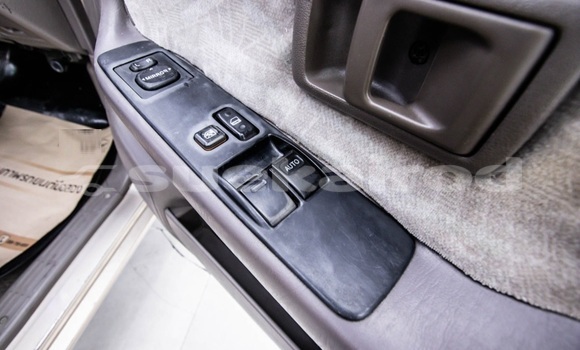 Buy Used Toyota Hilux Brown Car in Bangkok in Bangkok Buy Used Toyota Hilux Brown Car in Bangkok in Bangkok