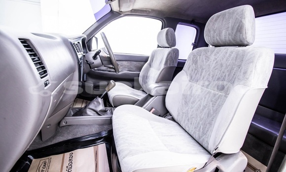 Buy Used Toyota Hilux Brown Car in Bangkok in Bangkok Buy Used Toyota Hilux Brown Car in Bangkok in Bangkok