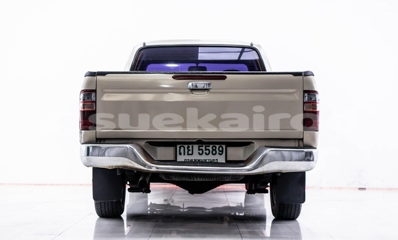 Buy Used Toyota Hilux Brown Car in Bangkok in Bangkok Buy Used Toyota Hilux Brown Car in Bangkok in Bangkok