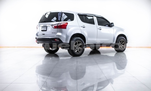 ซื้อ รถมือสอง Isuzu MU-X อื่น ๆ รถยนต์ ใน %{เมือง} ใน กรุงเทพมหานคร ซื้อ รถมือสอง Isuzu MU-X อื่น ๆ รถยนต์ ใน %{เมือง} ใน กรุงเทพมหานคร