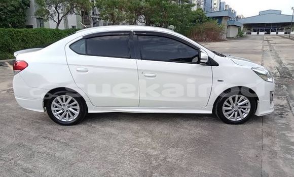 ซื้อ รถมือสอง Mitsubishi Attrage ขาว รถยนต์ ใน %{เมือง} ใน กรุงเทพมหานคร ซื้อ รถมือสอง Mitsubishi Attrage ขาว รถยนต์ ใน %{เมือง} ใน กรุงเทพมหานคร