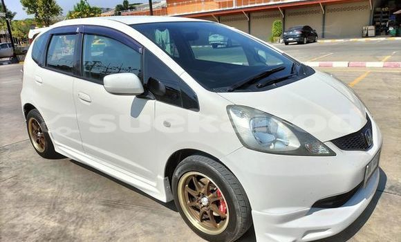 ซื้อ รถมือสอง Honda Jazz ขาว รถยนต์ ใน %{เมือง} ใน กรุงเทพมหานคร ซื้อ รถมือสอง Honda Jazz ขาว รถยนต์ ใน %{เมือง} ใน กรุงเทพมหานคร