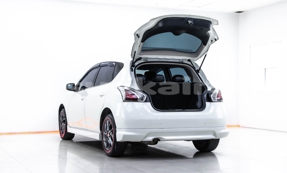 Buy Used Nissan Pulsar White Car in Bangkok in Bangkok Buy Used Nissan Pulsar White Car in Bangkok in Bangkok