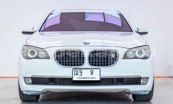 Buy Used BMW 7-Series White Car in Bangkok in Bangkok Buy Used BMW 7-Series White Car in Bangkok in Bangkok