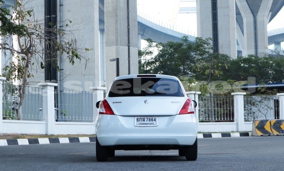 ซื้อ รถมือสอง Suzuki Swift ขาว รถยนต์ ใน %{เมือง} ใน กรุงเทพมหานคร ซื้อ รถมือสอง Suzuki Swift ขาว รถยนต์ ใน %{เมือง} ใน กรุงเทพมหานคร